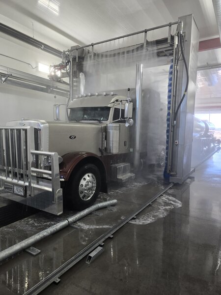 Truck wash facility photo 2
